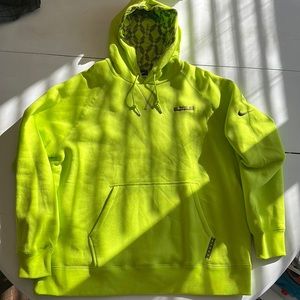 Nike Lebron James He Who Conqvers Endvres hoodie